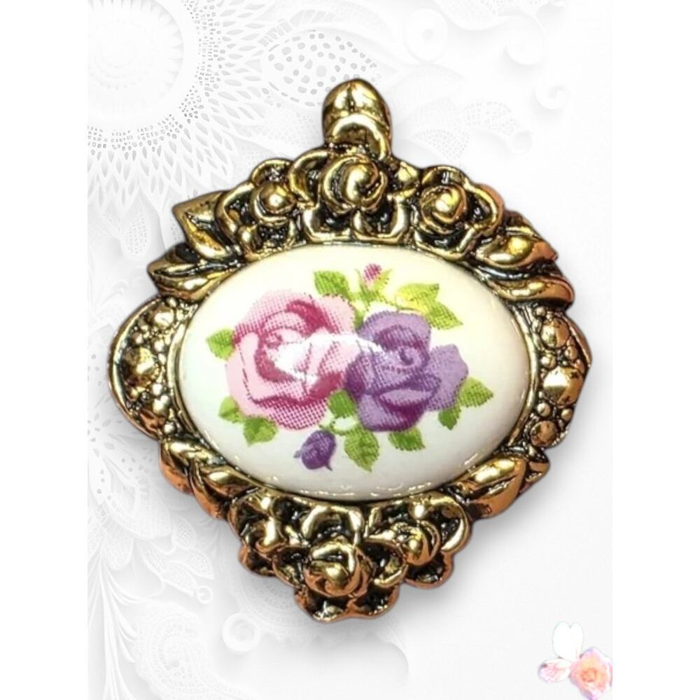 Vintage Signed Avon Porcelain Floral Pendant Gold Tone Roses 347